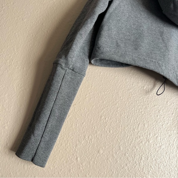 Gymshark Cropped Hoodie Gray NO SIZE TAG - Picture 7 of 7